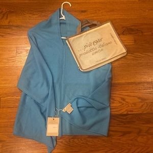 Italian 100% cashmere, blue shawl